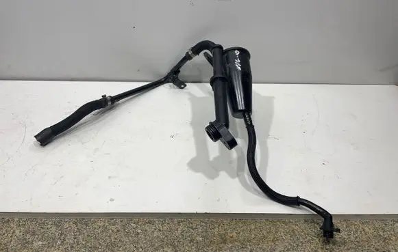 Opel Insignia A Oil breather separator 55567249 70330351 565581915