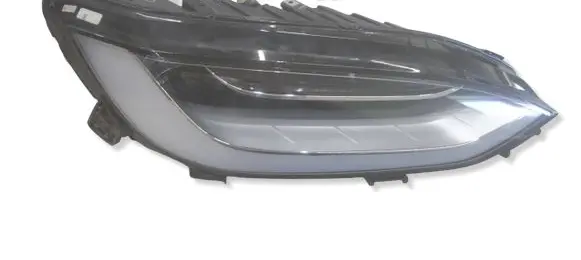 Tesla Model X Front fog light 103431900F 03022023 00197425190000