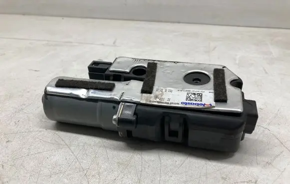 BMW 7 G11 G12 Sunroof motor/actuator 7419126 1739595A