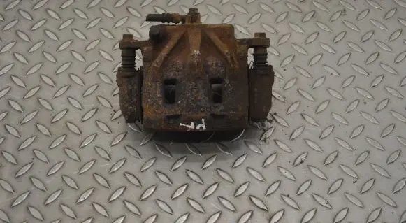 Subaru Outback (BS) Front brake caliper