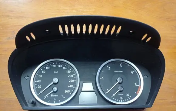 BMW 5 E60 E61 Speedometer (instrument cluster) 6947363 213256000285 110080213