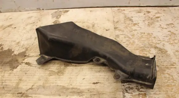 Lexus IS 220D-250-350 Intercooler air guide/duct channel 53285