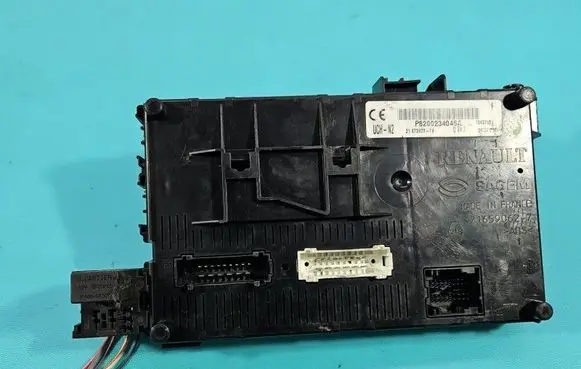 Renault Clio II Central body control module P8200234045A IMPRK1534806