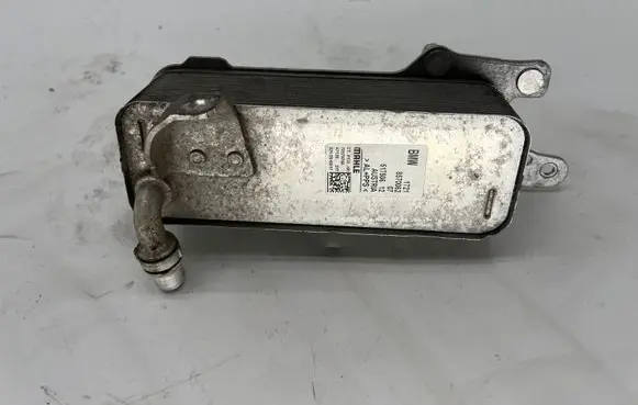 BMW 1 F20 F21 Transmission/gearbox oil cooler 8570062