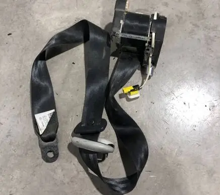 Volkswagen Caddy Front seatbelt 2K5857805E