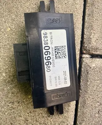 Citroen DS3 Sliding door control unit/module 20210803 9838069680 0124677