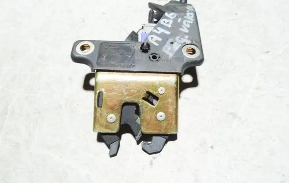 Audi A4 S4 B6 8E 8H Tailgate/trunk/boot lock/catch/latch 8E5827505B