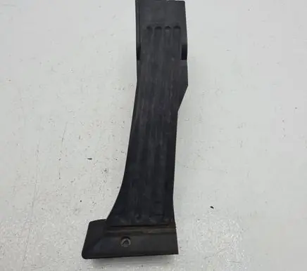 BMW 5 E60 E61 Accelerator throttle pedal 676693102 25916010 020305