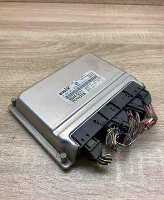 Toyota Yaris Verso Engine control unit/module ECU 8966652211 0281011650