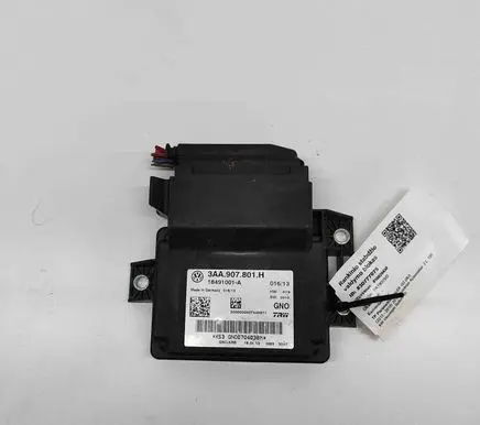 Audi Q3 8U Rear brake EMF control unit/module 18491001A 3AA907801H