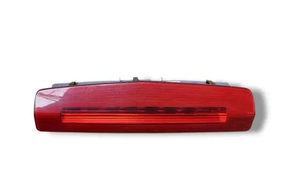 Opel Zafira B Third/center stoplight 13252463