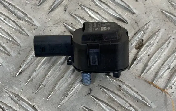 BMW X5 F15 Airbag deployment crash/impact sensor 9224178