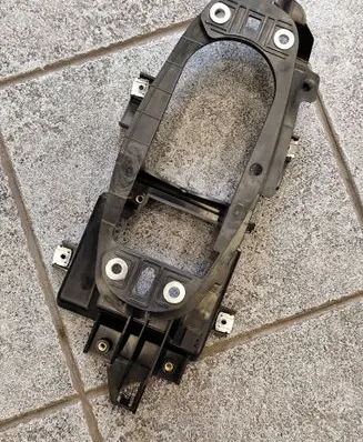 Audi A5 Gear shift cable bracket 8W1863531A 8W1863531