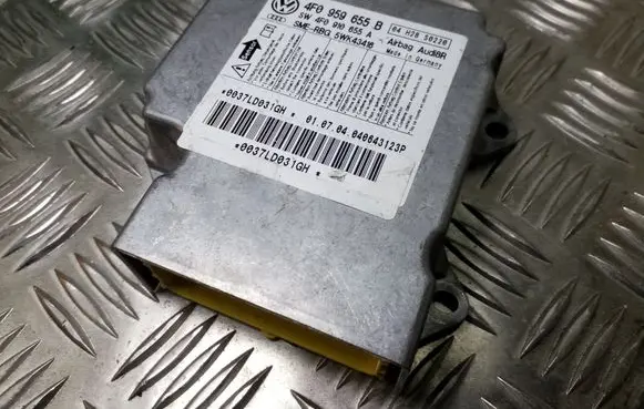 Audi A6 S6 C6 4F Airbag control unit/module 4F0959655B