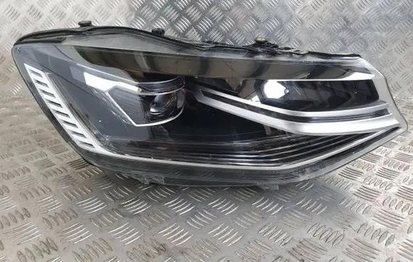Volkswagen Caddy Headlights/headlamps set 2K8941036J 12041100000