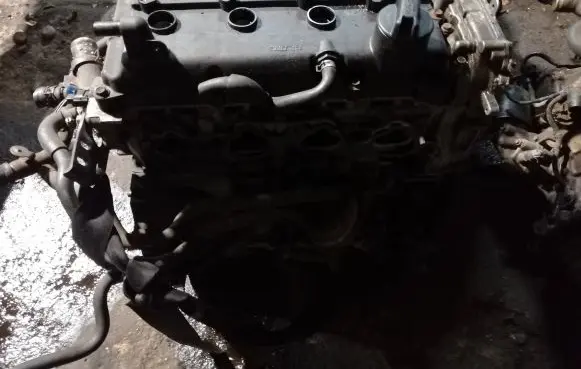 Nissan X-Trail T30 Engine