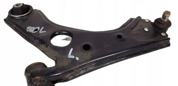 Fiat 500L Front control arm