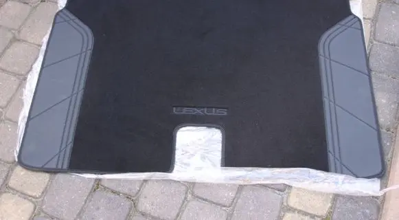 Trunk/boot mat liner