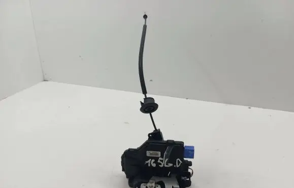 Audi A8 S8 D3 4E Rear door lock 4E0839016