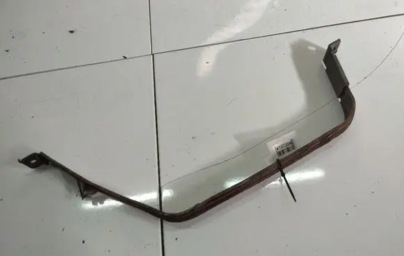 Honda CR-V Fuel tank mounting bracket 