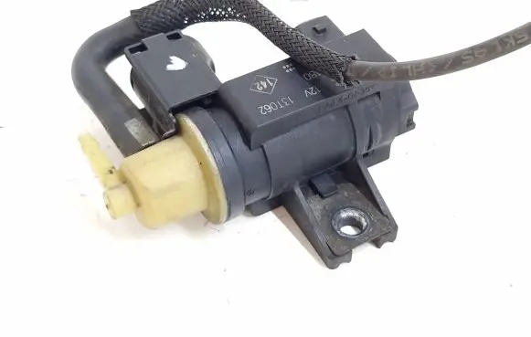 Nissan Qashqai Turbo solenoid valve 8200790180 13T062 70181405