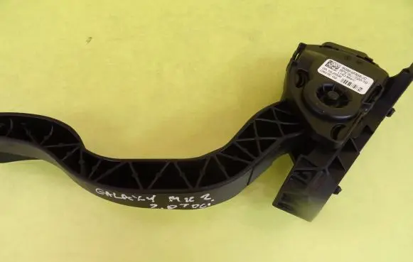 Ford Galaxy Accelerator throttle pedal 6G929F836JC 6G92-9F836-JC