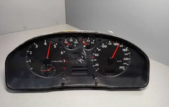 Audi A4 S4 B5 8D Speedometer (instrument cluster) 8D0919033C
