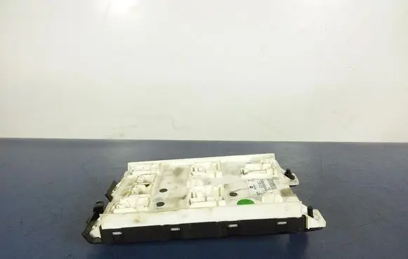 Jeep Grand Cherokee Comfort/convenience module P68210531AC