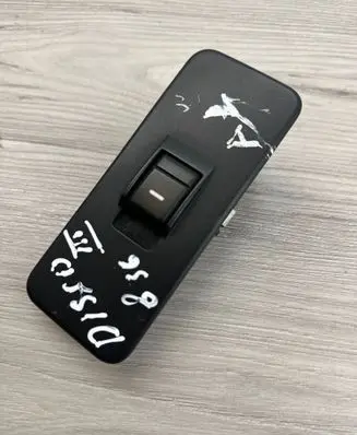 Land Rover Discovery 3 - LR3 Electric window control switch YUD501070PVJ 0407291