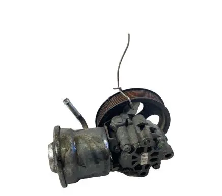 Toyota Avensis T250 Power steering pump