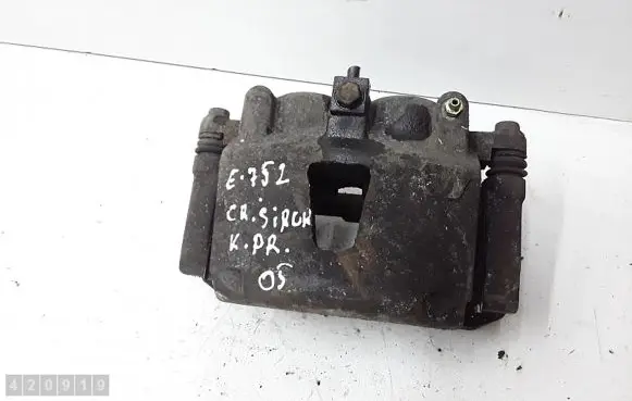 Jeep Grand Cherokee (WK) Front brake caliper