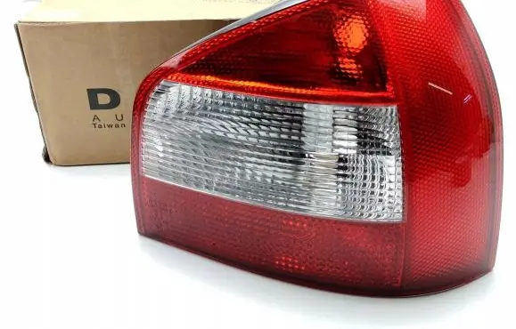 Audi A3 S3 8L Rear/tail lights 1030190