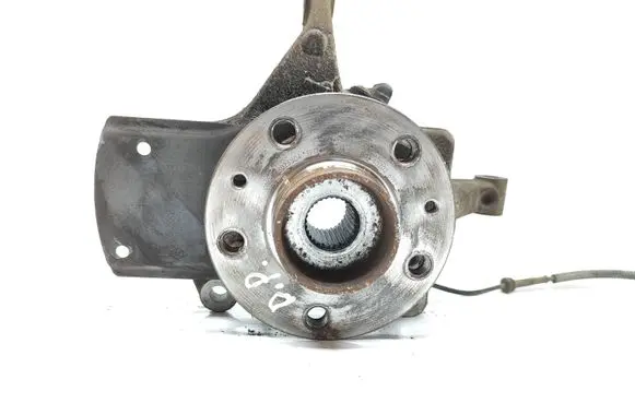 Renault Trafic III (X82) Front wheel hub