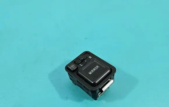 Honda Civic Electric window control switch S5A-J211-M1 IMPRK1524826