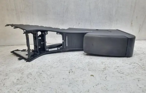 Volkswagen PASSAT B6 Center console 3C1863241BG
