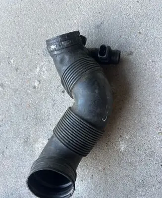 Skoda Octavia Mk2 (1Z) Air intake hose/pipe 3C0129654 446196607