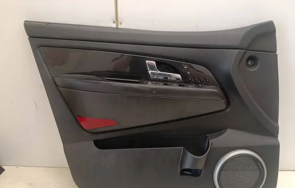 SsangYong Rexton Front door card panel trim