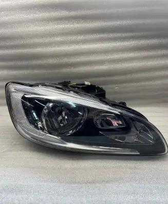 Volvo S60 Headlight/headlamp 31420116 89908427