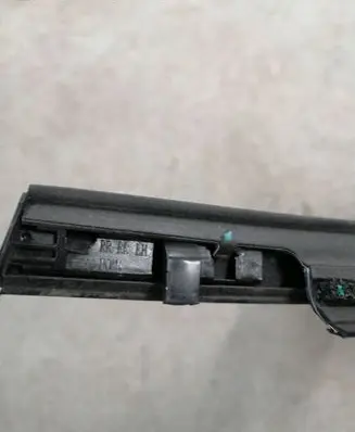 Hyundai Tucson IV NX4 Rubber seal front door window/glass 