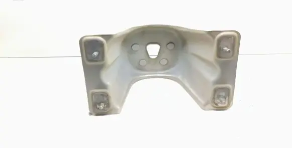 Honda CR-V Spare wheel mounting bracket 