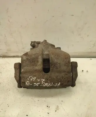 Volkswagen PASSAT B6 Front brake caliper