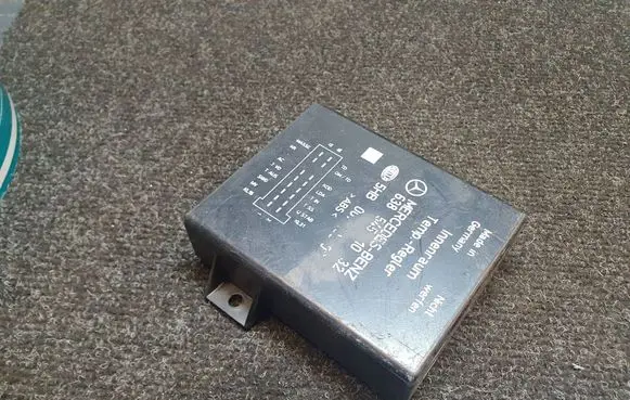 Mercedes-Benz Vito Viano W638 Other control units/modules 6385451032