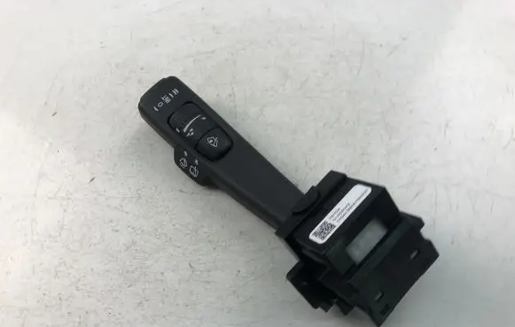 Volvo V40 Indicator stalk 31456042