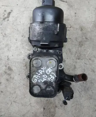 Oil filter mounting bracket