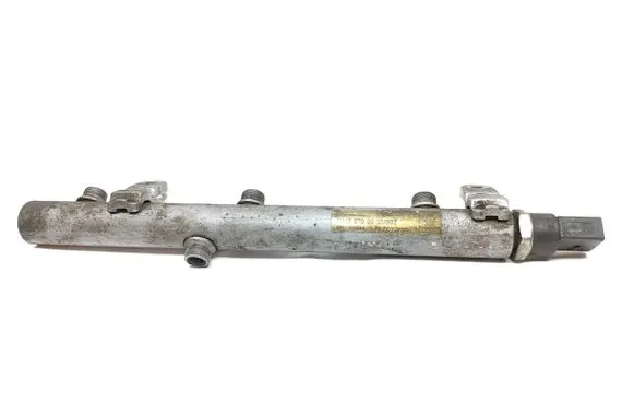 Mercedes-Benz ML W164 Fuel main line pipe A6420700695 0621000544 0621300544