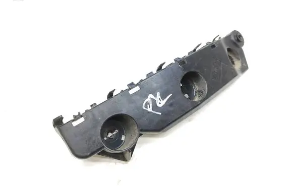 Nissan Rogue Front bumper mounting bracket 622236RA0A