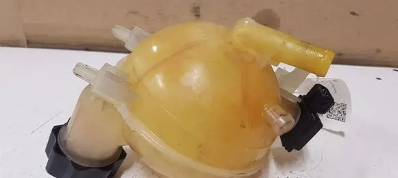 Peugeot 307 Coolant expansion tank/reservoir 63299058