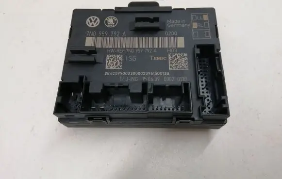 Skoda Superb B6 (3T) Door control unit/module 7N0959792 7N0959792A 0002013B