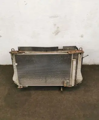 Toyota Avensis T270 Radiator set 160400R160 MF4227503773