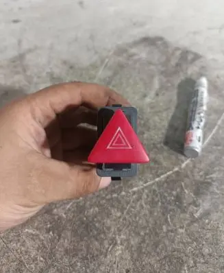 Skoda Octavia Mk1 (1U) Hazard light switch